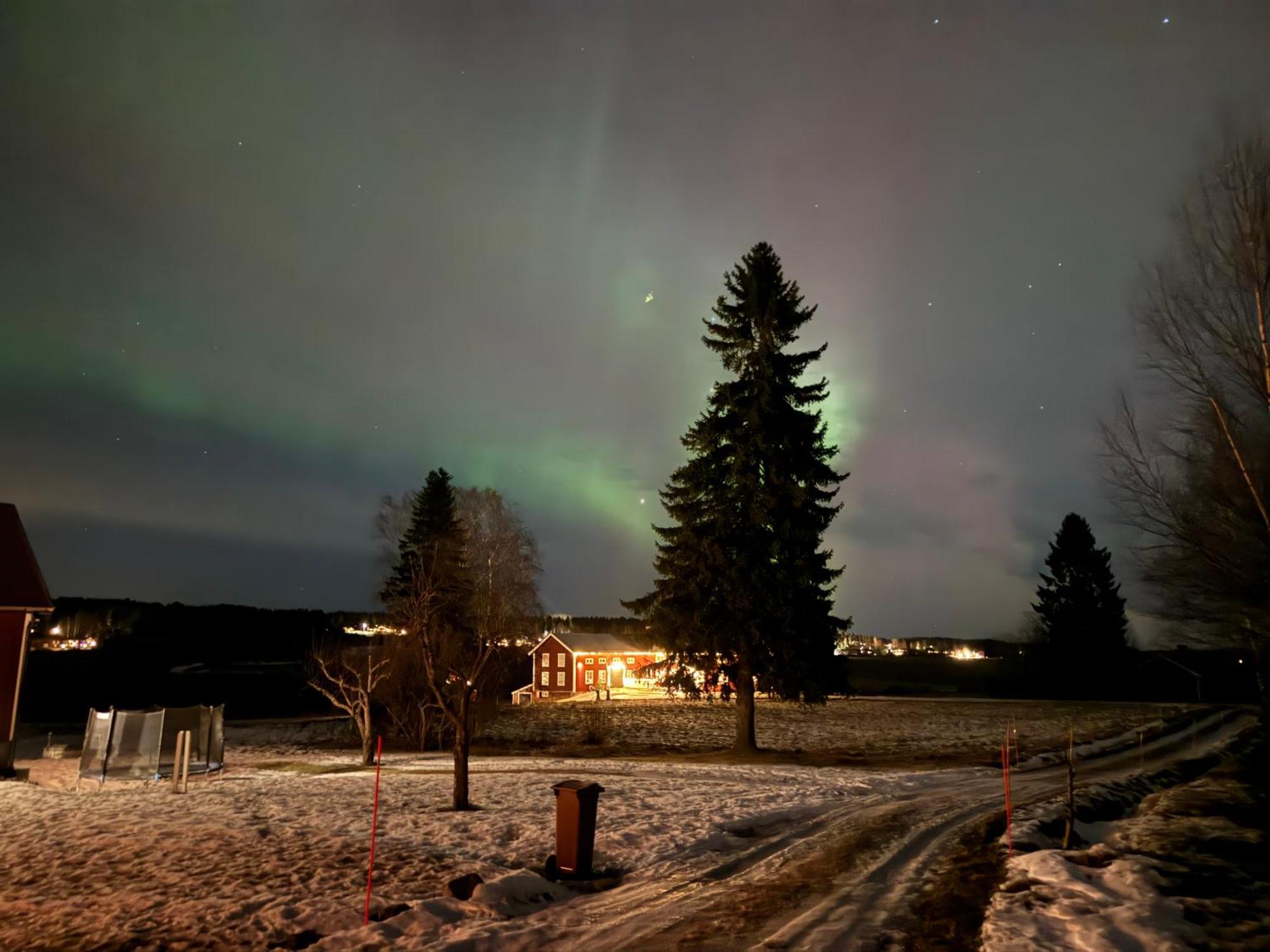 Fiberhusets Retreat: High-Speed Haven Near Hudiksvall Villa Exterior photo